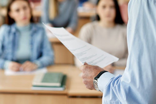 Reading paper classroom