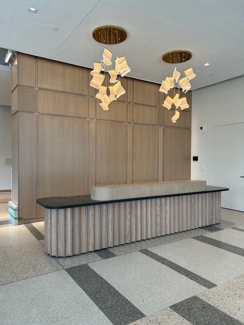 Front Desk 350 Ohio